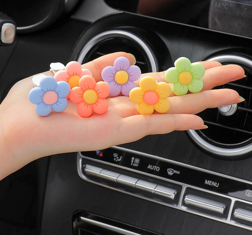 Fleur mignonne : Décoration aromathérapie parfumée pour voiture